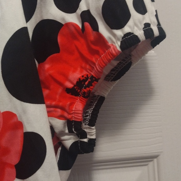 H&R London red floral black polka dot collar sweetheart neckline pinup dress - Picture 5 of 10